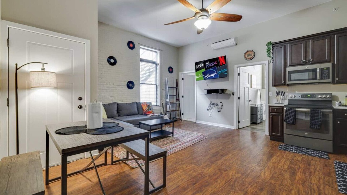 St. Paul's Park Apartment | A-Town 2A · Musical Institute - Center City