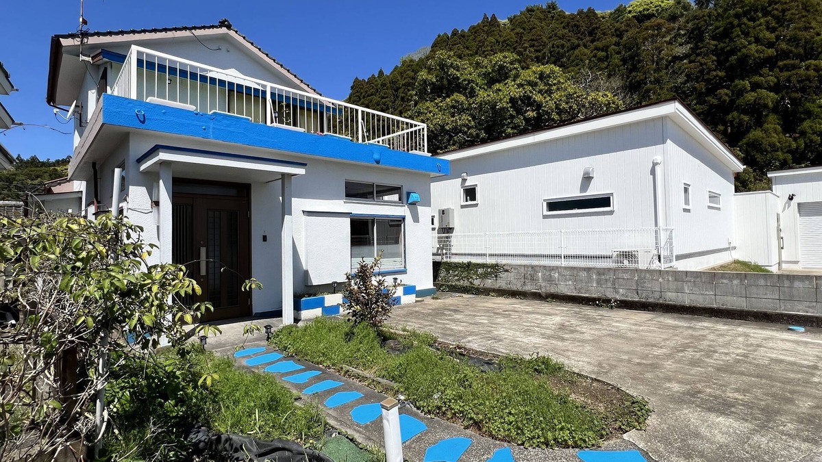 Aoshima House | A tranquil retreat in the nice city of Miyazaki,embraced by the beauty of nature