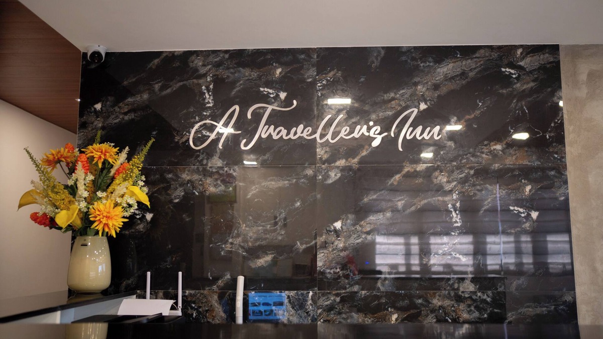 Daraga Hotel | A Traveller's Inn