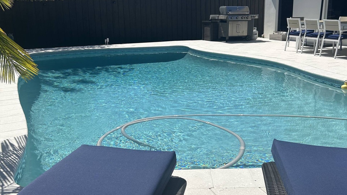 North Andrews Gardens House | A True Beach Home With a Beautiful Pool
