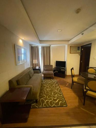 Downtown Apartment | A Venue Residences 9133