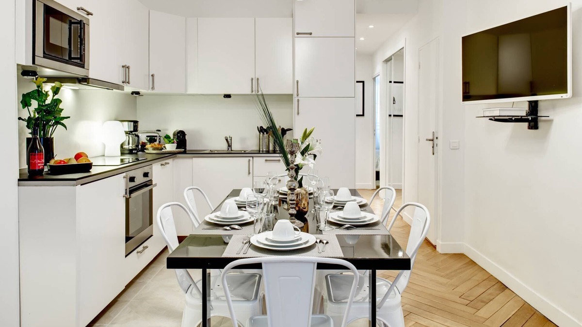 Gaillon Apartment | A VERY UNIQUE WARM AMOSPHERE OF OPERA,QUATRE SEPTEMBRE- RUE DE LA MICHODIERE