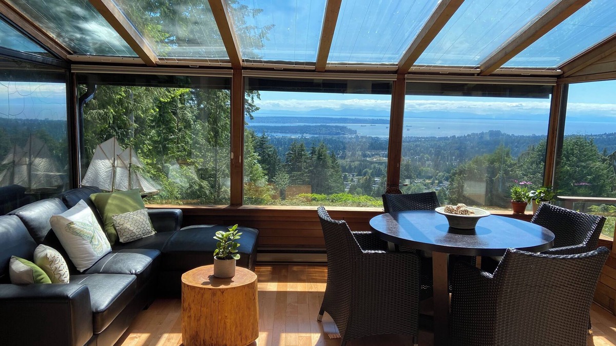 Upper Lonsdale House | A VIEW FROM EVERY ROOM! A PEACEFUL, NATURAL SETTING WITH A HOT TUB!