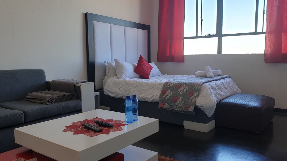 Downtown Johannesburg Apartment | A visit to Joburg! Stay in Maboneng! Downtown Johannesburg
