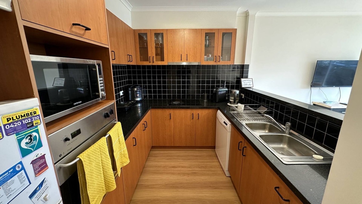 Doncaster East House | A warm home close to everything.