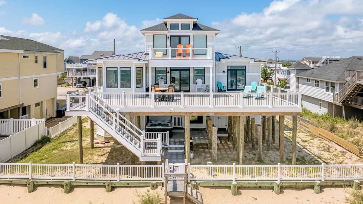 Sandbridge House | A Wave From It All | Oceanfront | Hot Tub
