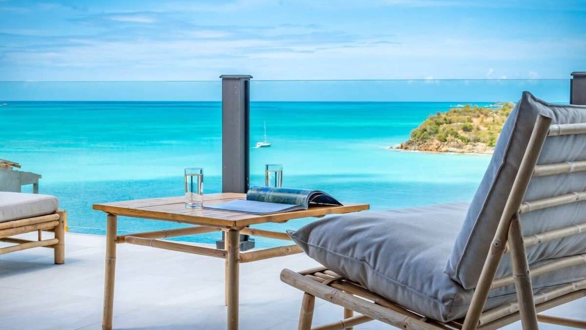 Fryes Beach Villa | A well presented 2 bedroom apartment with gorgeous view from the balcony