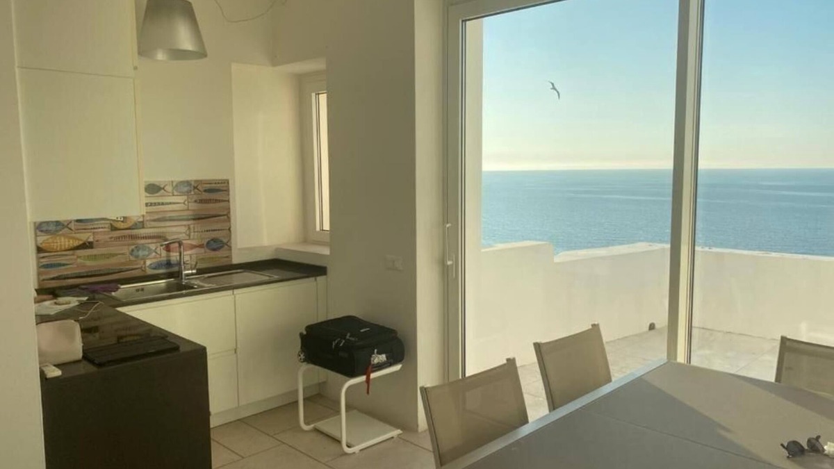 Mandrione House | A window to the sea, vacation home, family use, breathtaking sea view