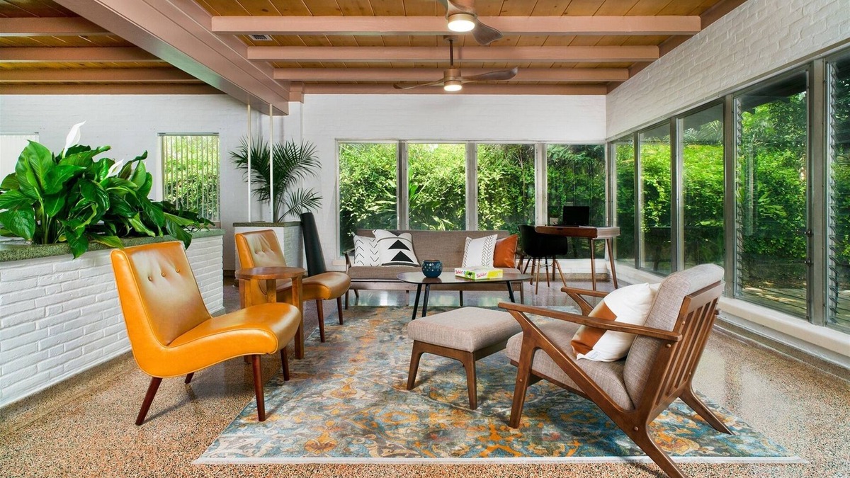 Mitte Cultural District House | A Wonderful Time Events, Mid Century Modern Historic Palm Blvd