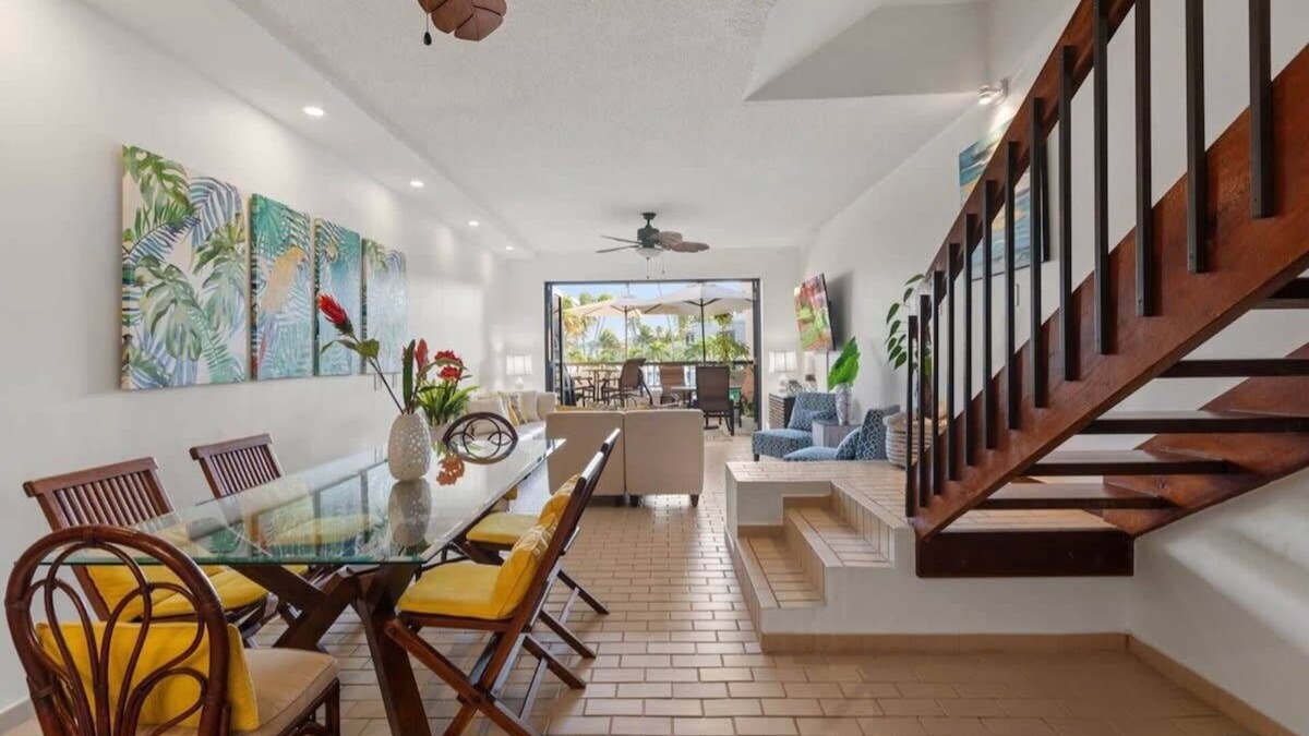 Candelero Abajo Villa | A World Apart Villa | The perfect getaway | Direct access to beach