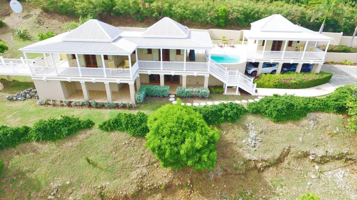 Slob House | A Yacht Haven