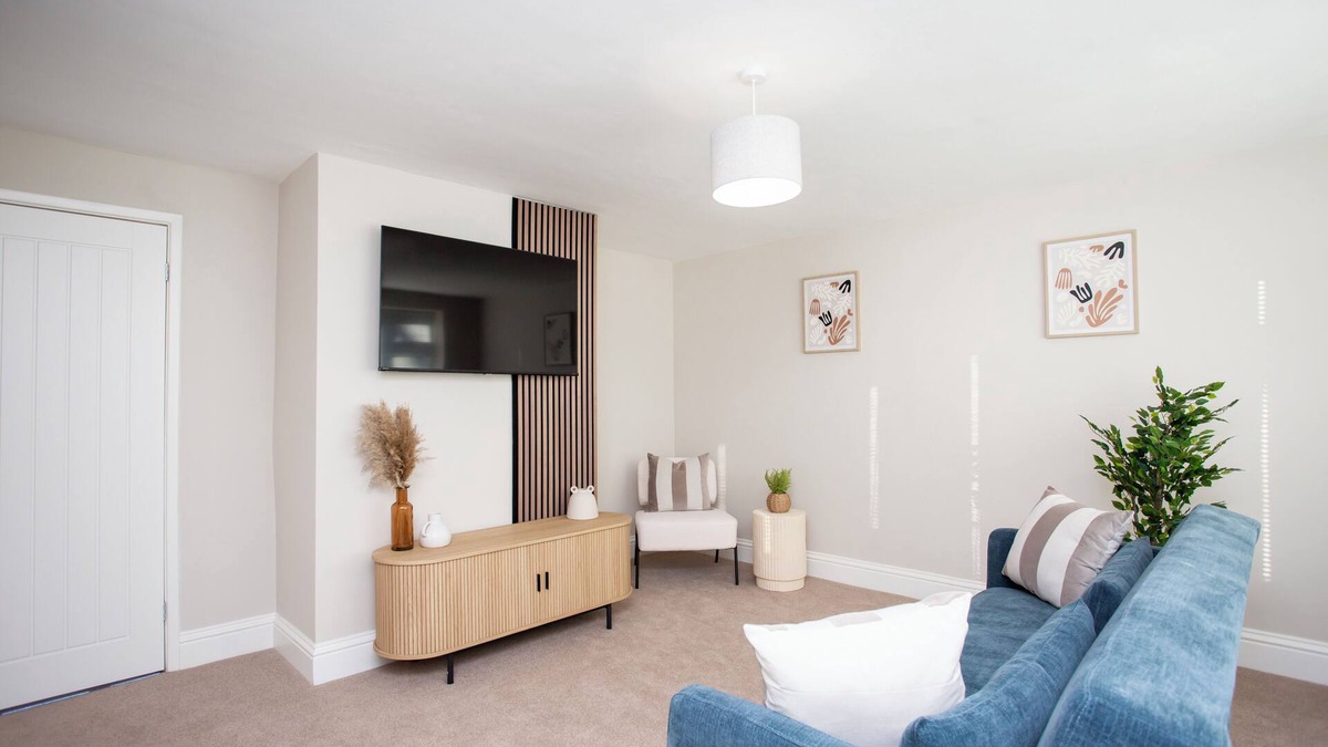 Birtley House | A1 Connection | Free Wifi | Parking | Vacant Nests