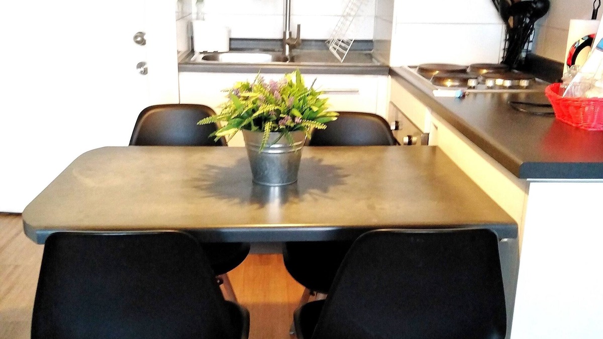 Las Rejas House | A10 Nice apartment up to 3 pax, metro at the door