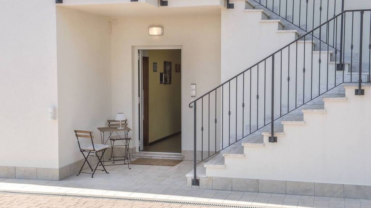 Ancona Apartment | A11 - Varano, delightful three-room apartment with garden