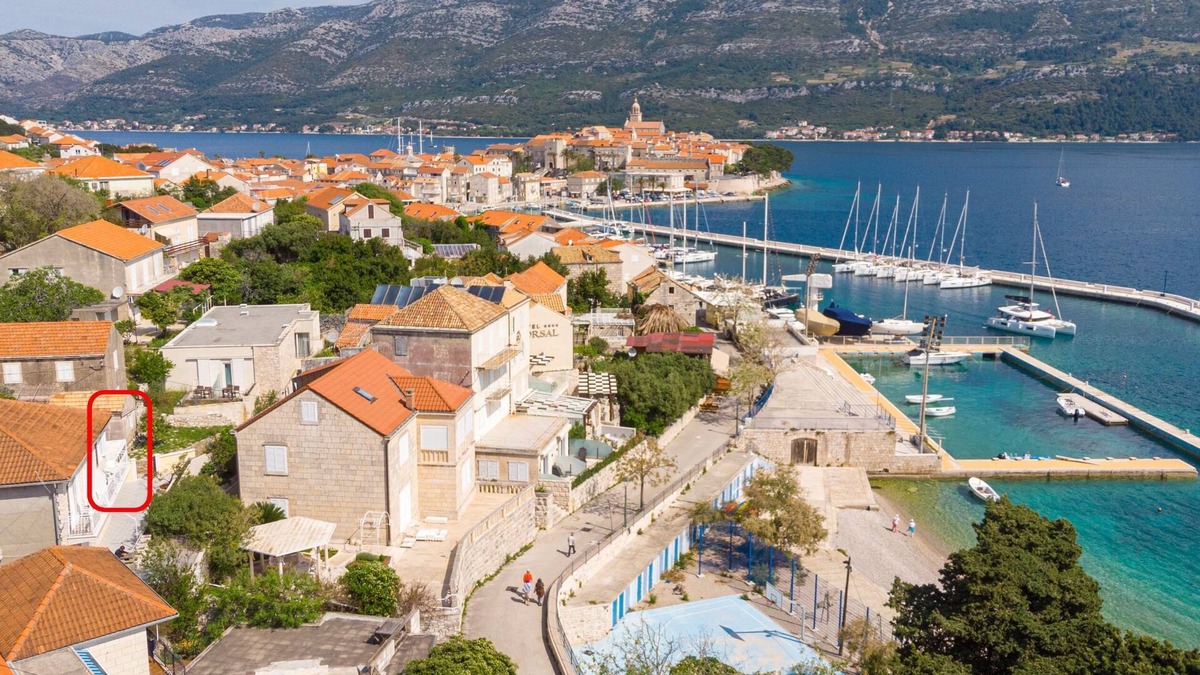 Cove Tri Zala (Zrnovo) Apartment | A2-apartment 50m from the beach with the sea view