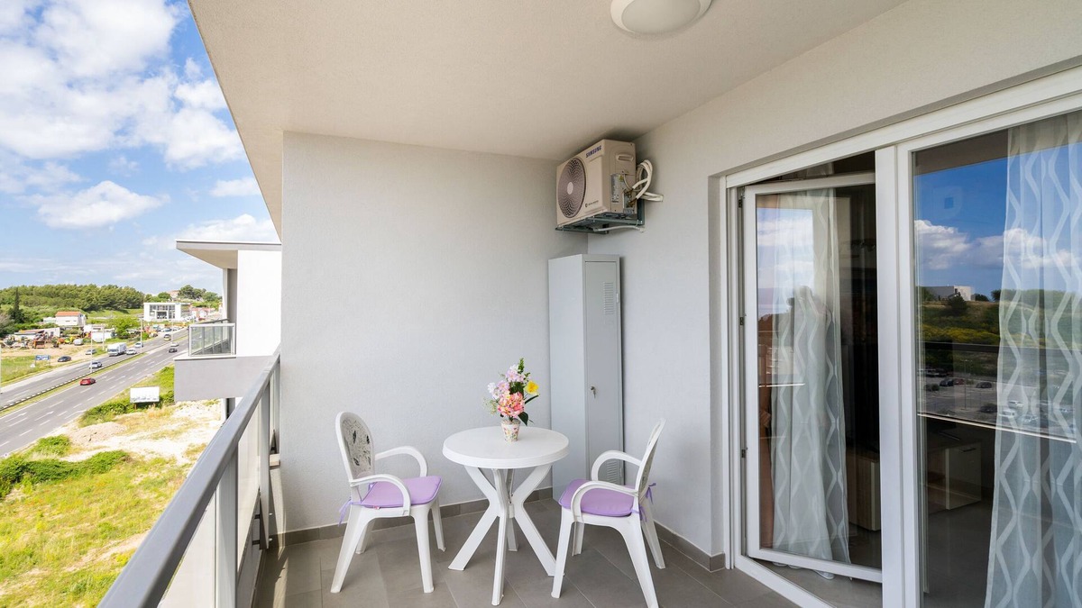 Mejasi Apartment | A2 - modern apt with the terrace & sea view