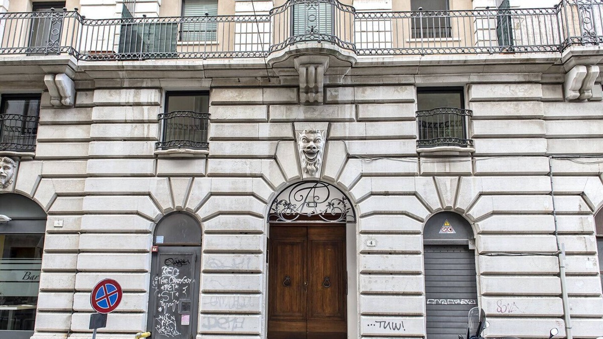 Ancona Apartment | A22 - Ancona, delightful studio flat right in the centre