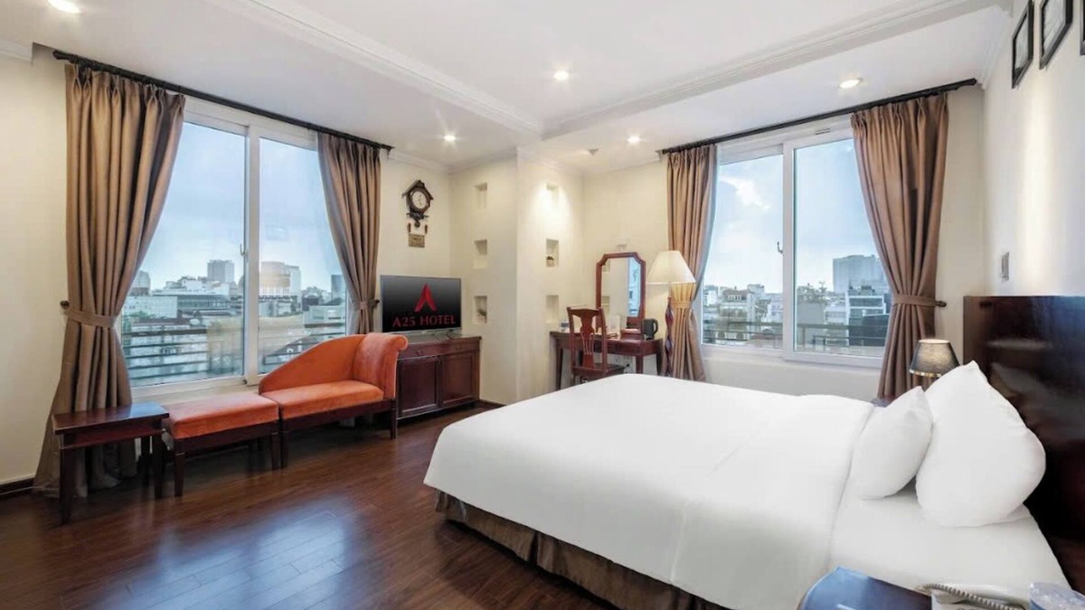 Hang Bai Hotel | A25 Hotel - 15 Tran Quoc Toan