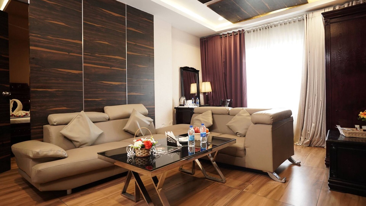 Palayankottai Bed & Breakfast | AAR Royal Residency - Palmyra