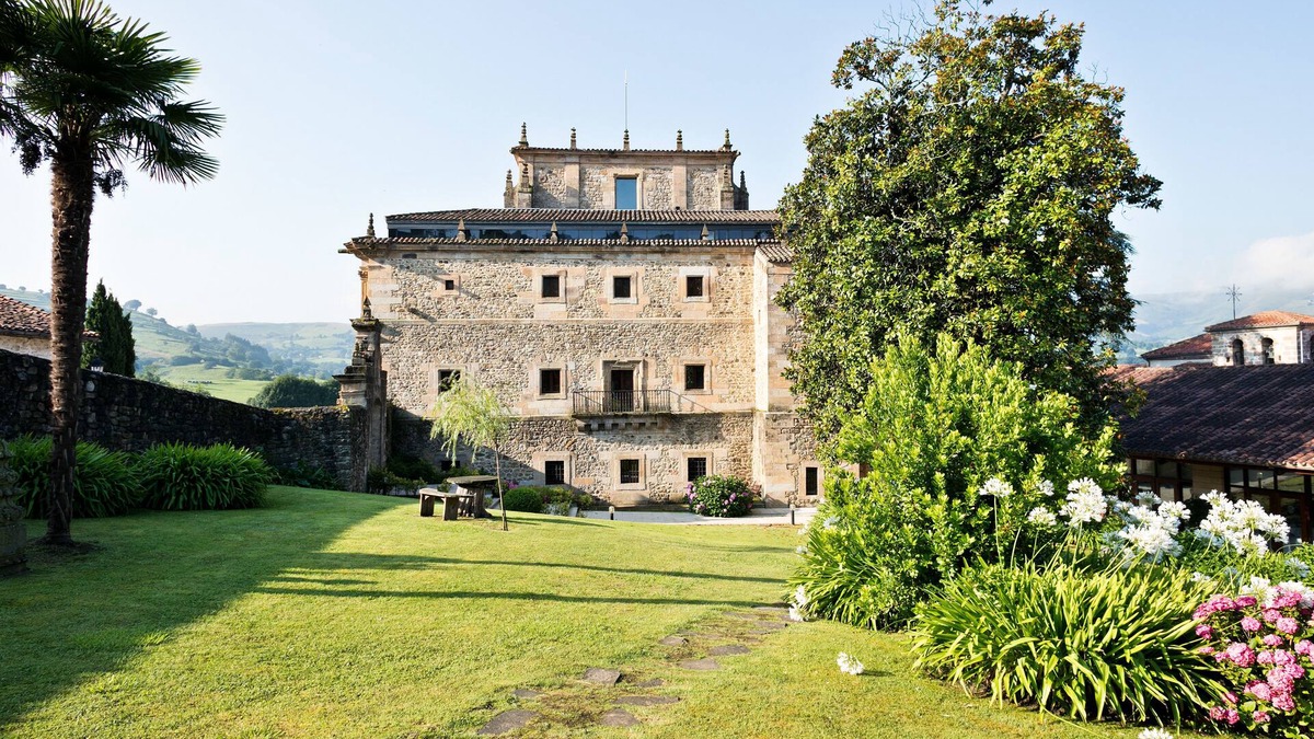 Barrio de Camino Hotel | Abba Palacio de Soñanes Hotel