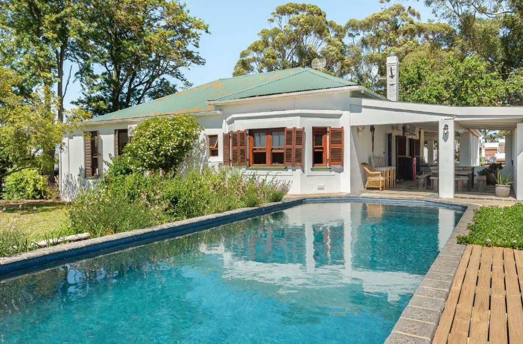 Malmesbury House | Abbotts Hill