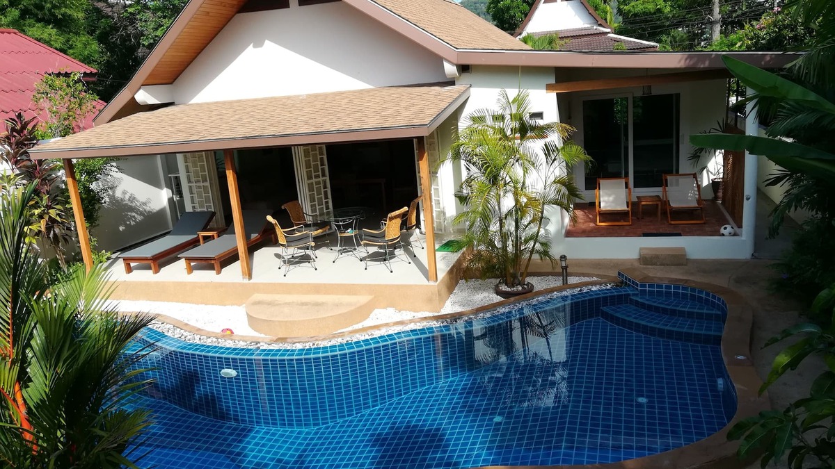 Nai Harn House | Abby's Hideaway a restful location