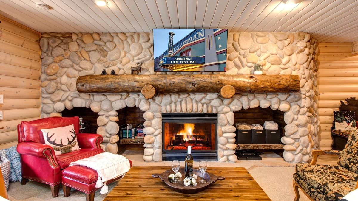 Deer Valley Condo | Abode at Black Bear #103 | Enviable Deer Valley Location, Steps to Endless Adventures