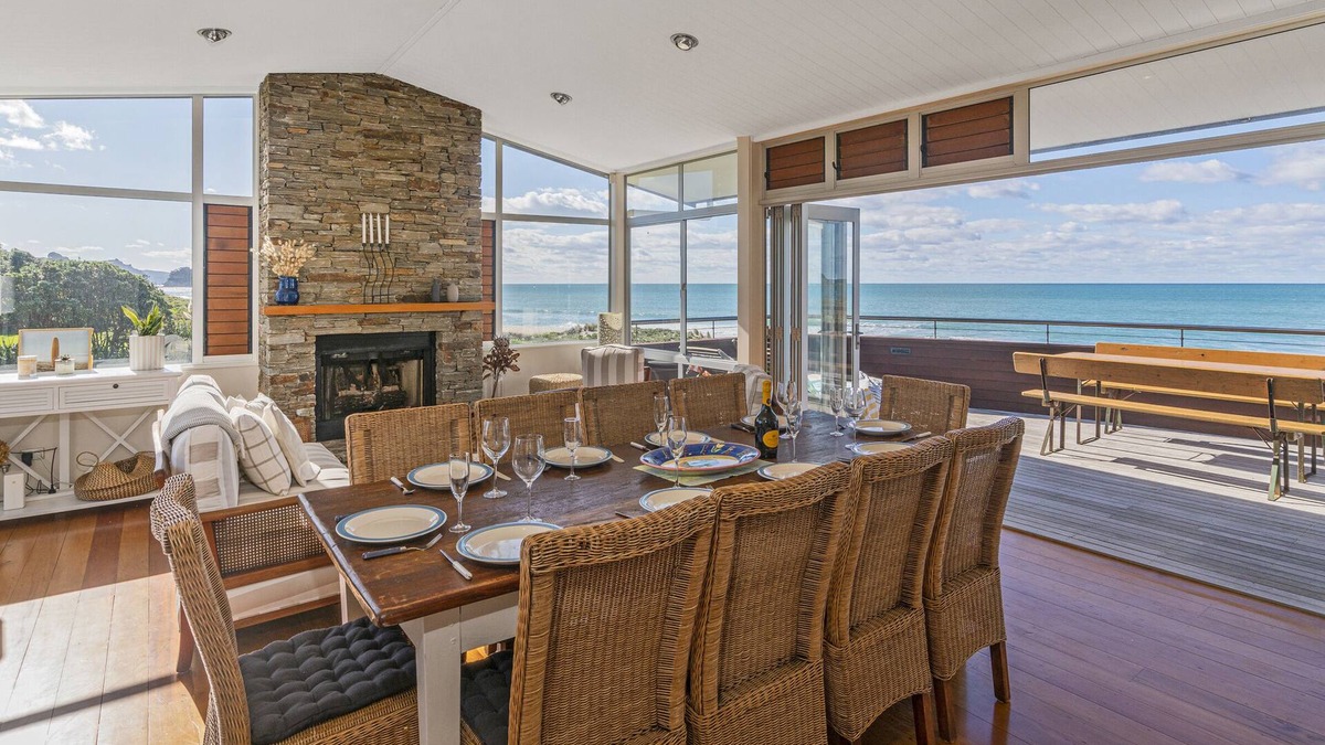 Whiritoa House | Absolute Beachfront Paradise - Whiritoa Beach Home