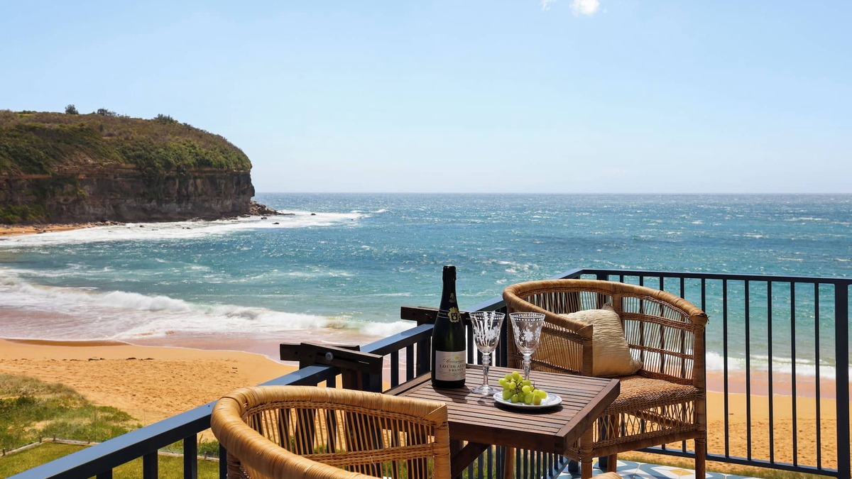 Mona Vale Apartment | Absolute Beachfront Apartment - 'On the Beach' Mona Vale