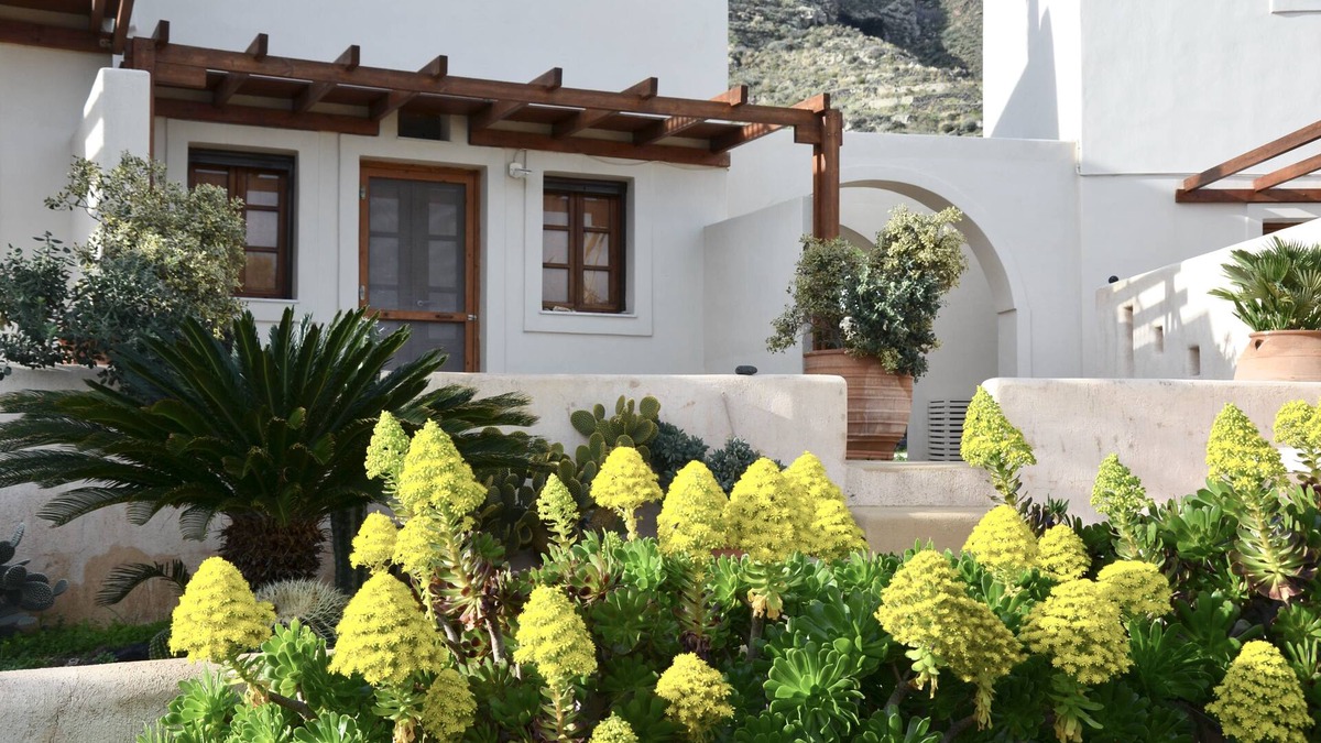 Imerovigli House | Absolute Peace in a beautiful setting - north villa