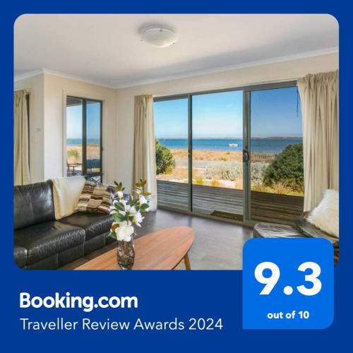 Bonney House | Absolute Waterfront Views and Kayaks