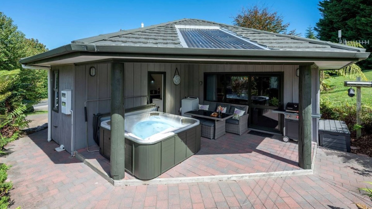 Acacia Bay House | Acacia Heights - Garden Cottage