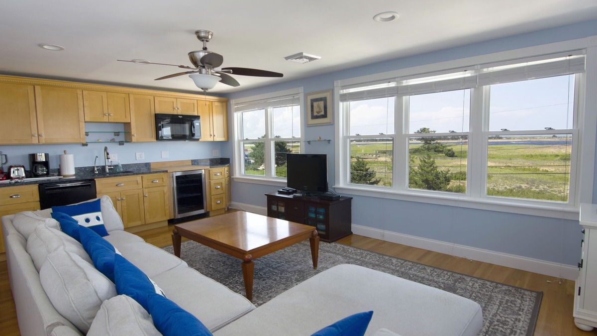 Newburyport House | Accepting 2025 Bookings - Modern Expansive Beach Front Ocean View