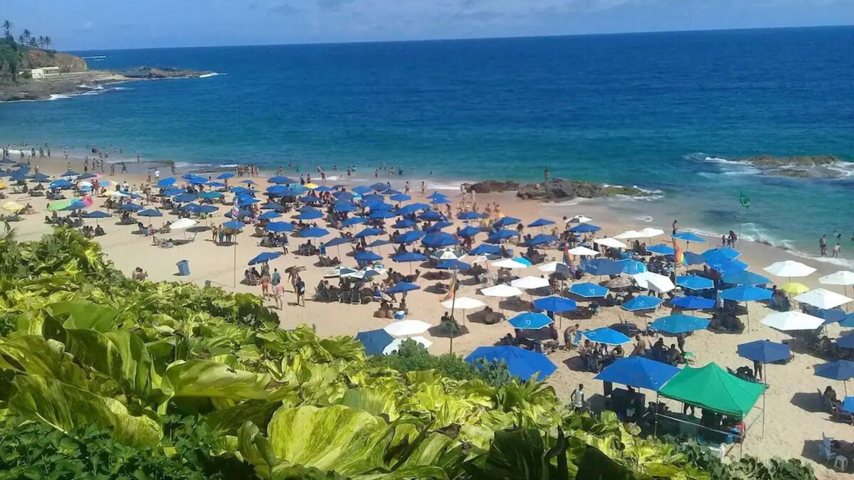 Parafuso Apartment | ACCOMMODATION AT PRAIA DO BURACAO (Red Street)