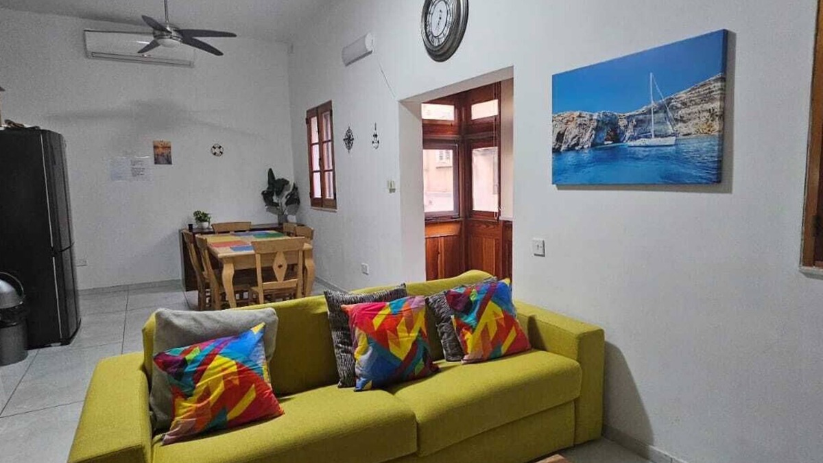 Madliena Villa | Accommodation of Sliema Valletta Ferry