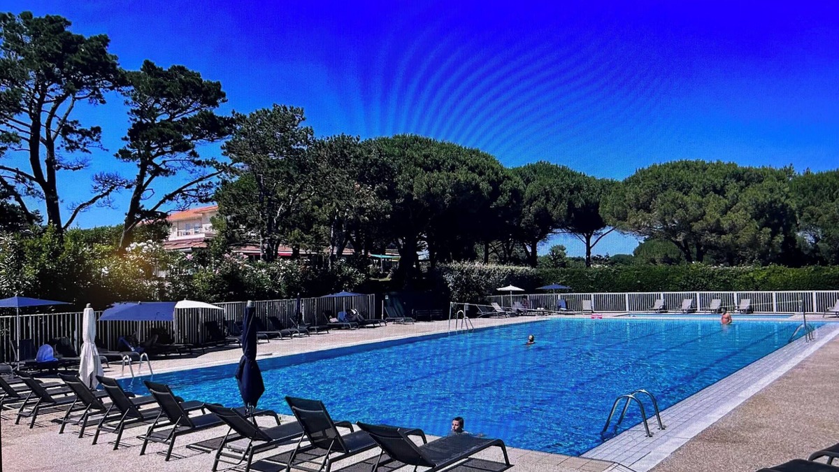 Anglet Apartment | ACCOMMODATION RESIDENCE CHIBERTA AND GOLF WITH SWIMMING POOL