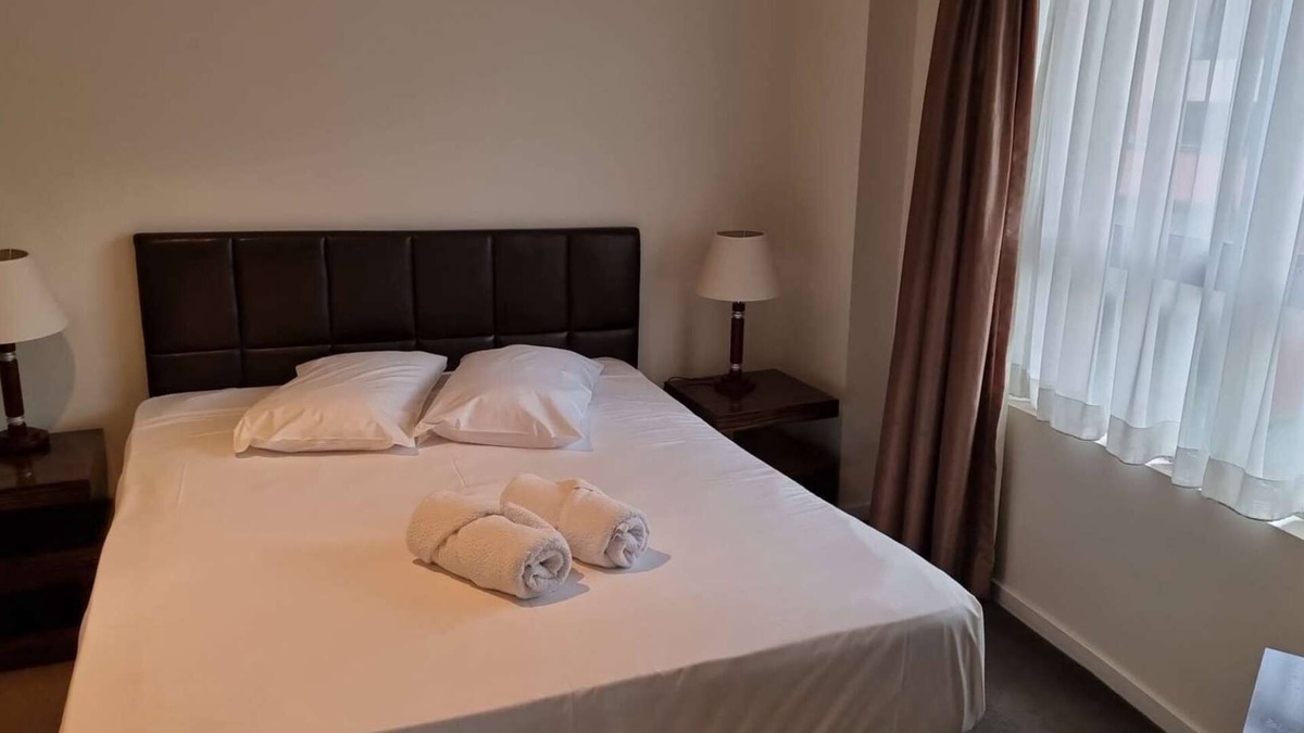 Darling Harbour Apartment | Accommodation Sydney | Darling Harbour One-Bedroom Apartment