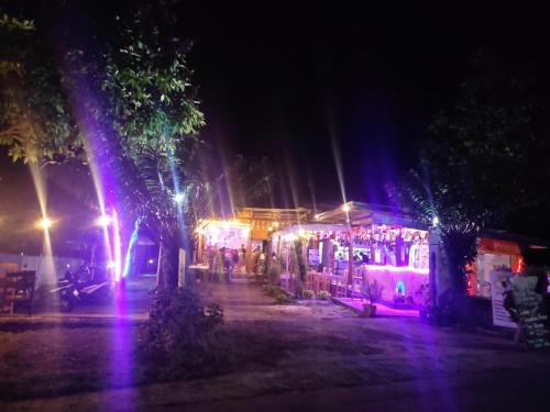 Bayan Hotel | Achita Cottages