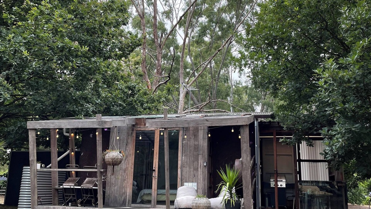 Kuitpo Cabin | Acorn Nook @ Lazy Ballerina - Rustic Eco Tiny Home