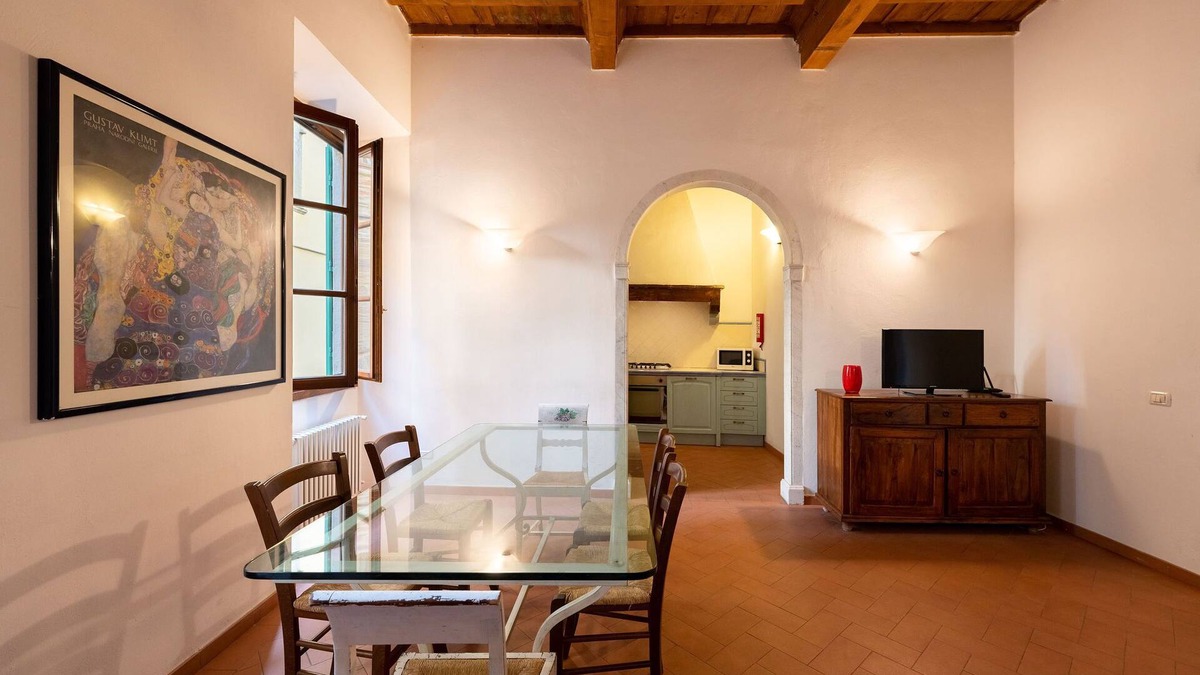 Duomo Apartment | Acqua Apartment - Four Bedroom Apartment, Sleeps 7
