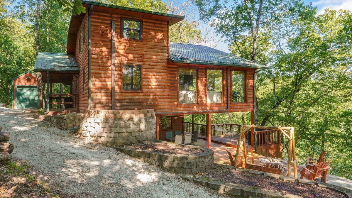Eagle Rock Cabin | Adalee - Table Rock Lake, Roaring River, Eureka Springs, Dogwood Canyon