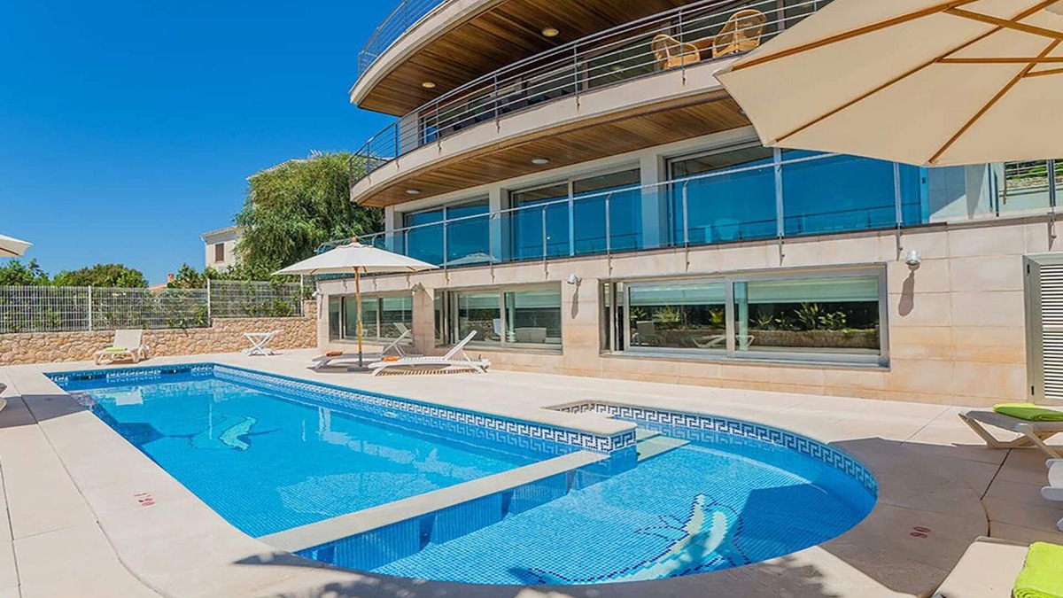 Alcanada Villa | Adam's Villa Mallorca - Two Pools, Jacuzzi, Chill Out. Best Location.