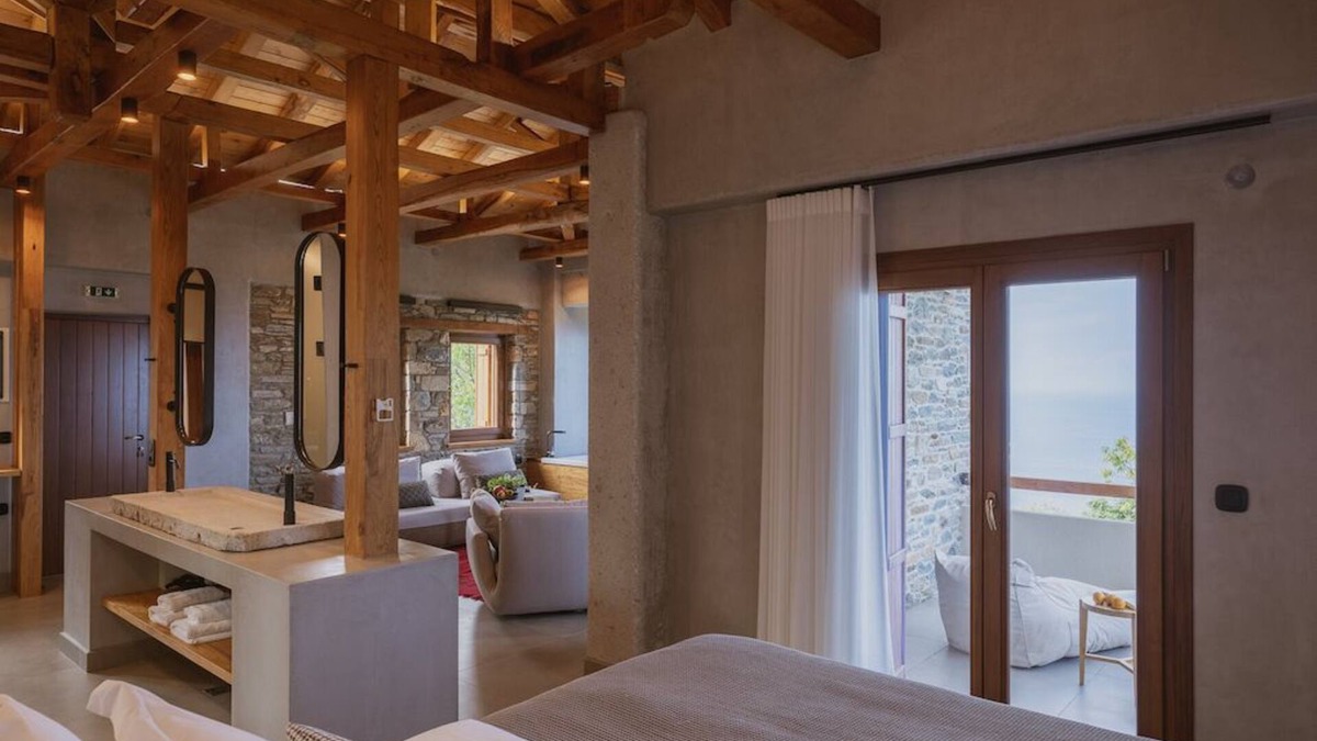 Mouresi House | Adama Guesthouse