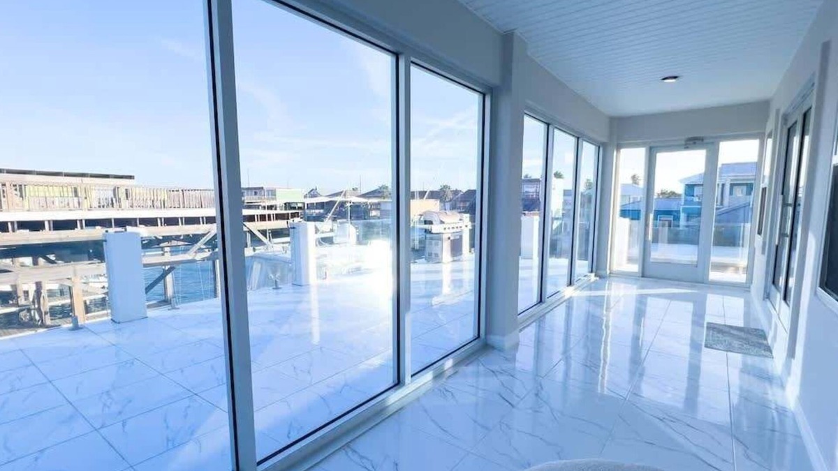 Port Isabel House | Adams St Channel House 3 Bedroom Home