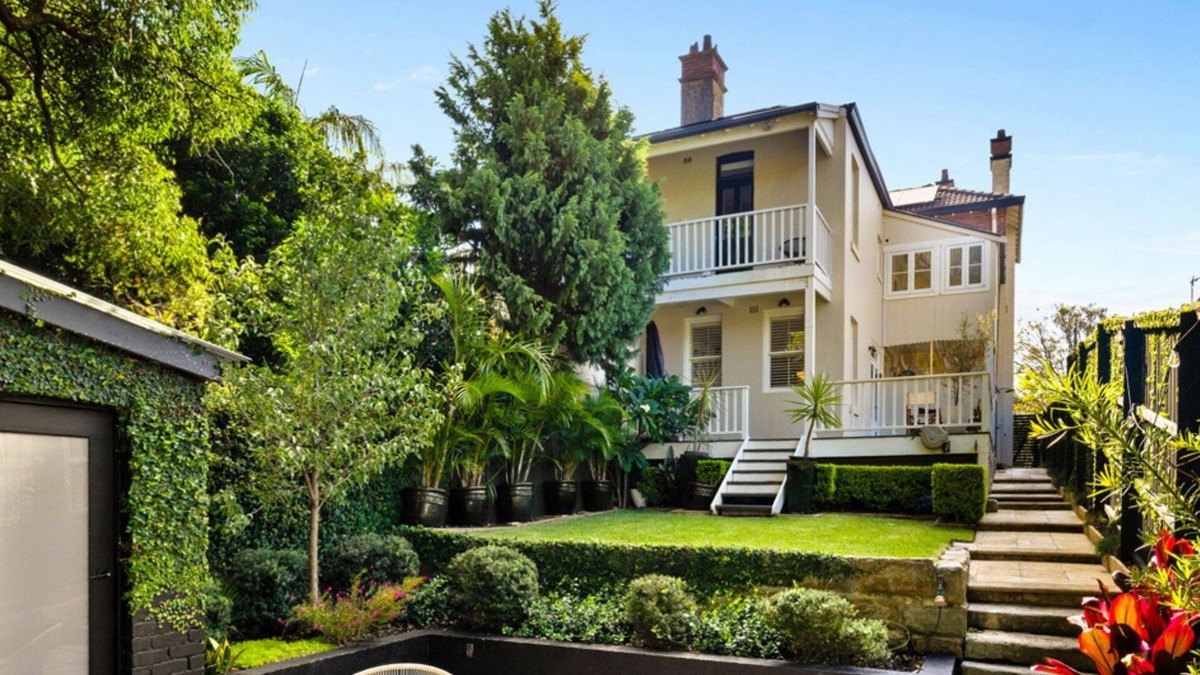 Manly House | Addison Retreat - Family Home in Manly