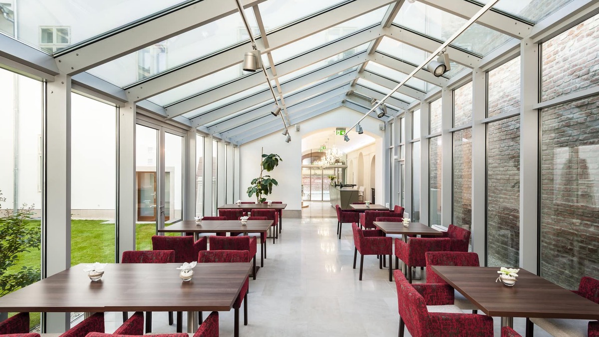 Pecs Hotel | Adele Boutique Hotel