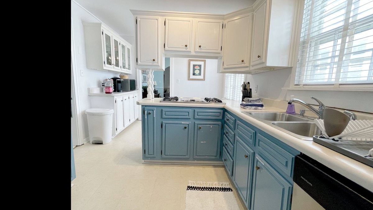 Crestline Heights Condo | Adelene Garden Getaway