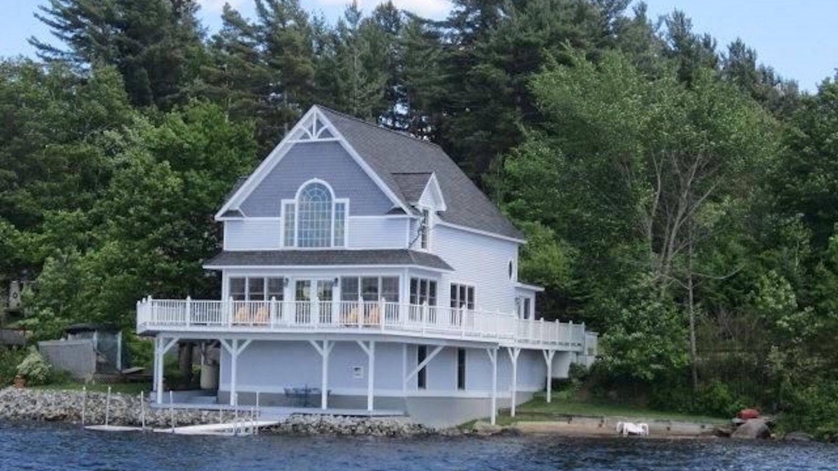 Tupper Lake House | Adirondack Lakefront Getaway
