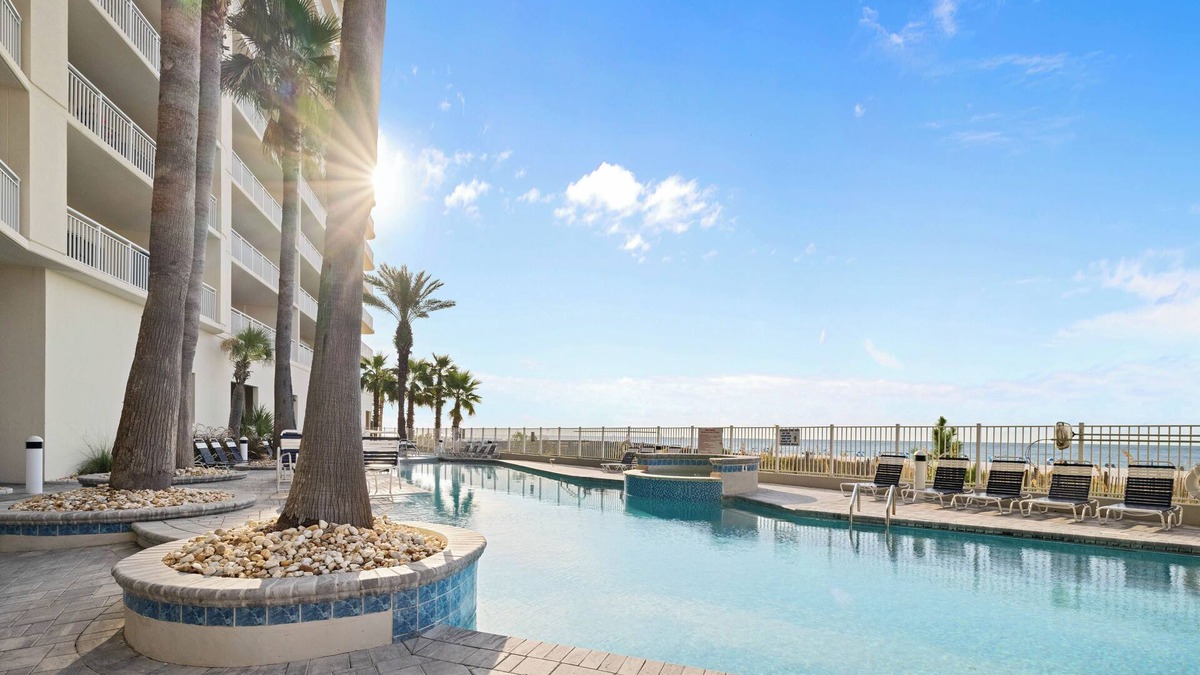Orange Beach Condo | Admiral's Quarters 1407 by Liquid Life