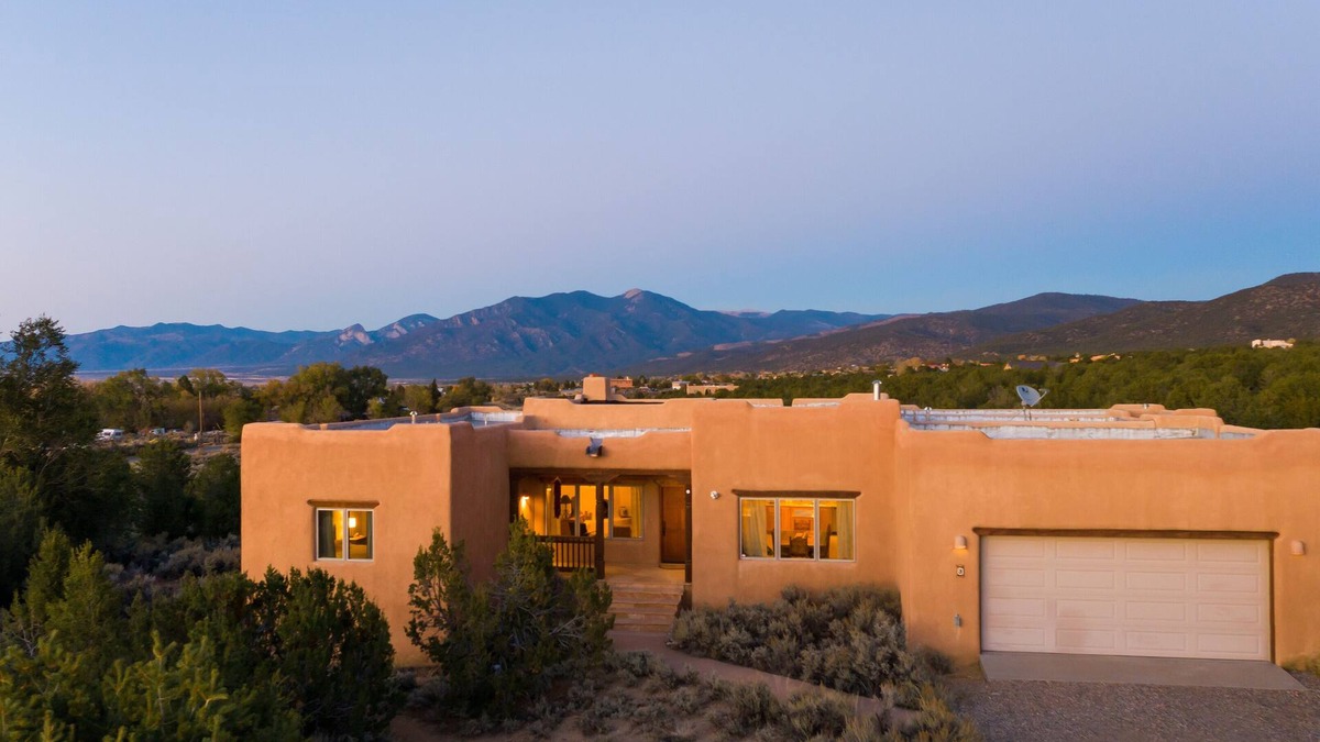 Taos House | Adobe Villa with 360º Views and entrance to Carson National Forest.